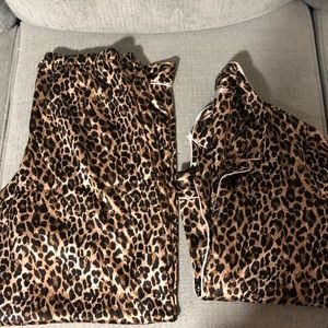 Victoria’s Secret Pajama Set